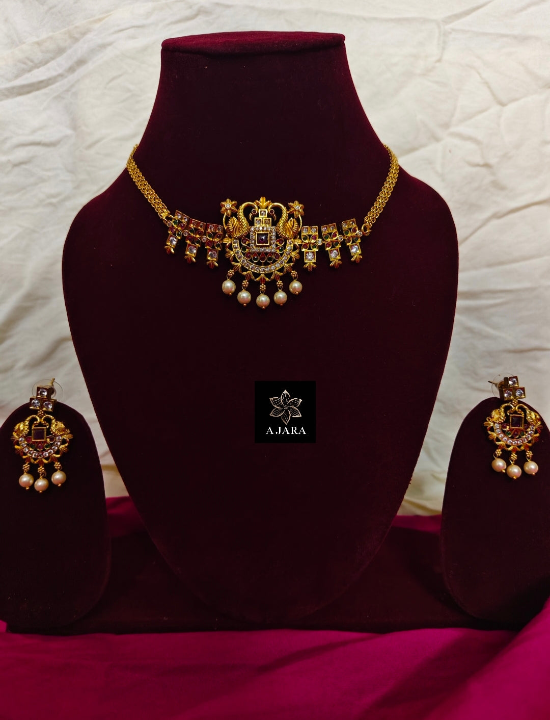 Stylish stone studded traditional necklace set