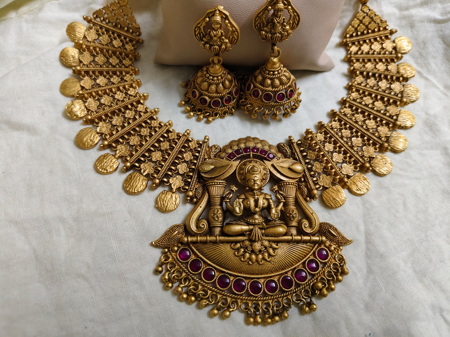 Laxmi design Necklace set