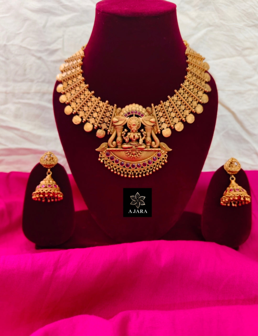 Laxmi design Necklace set