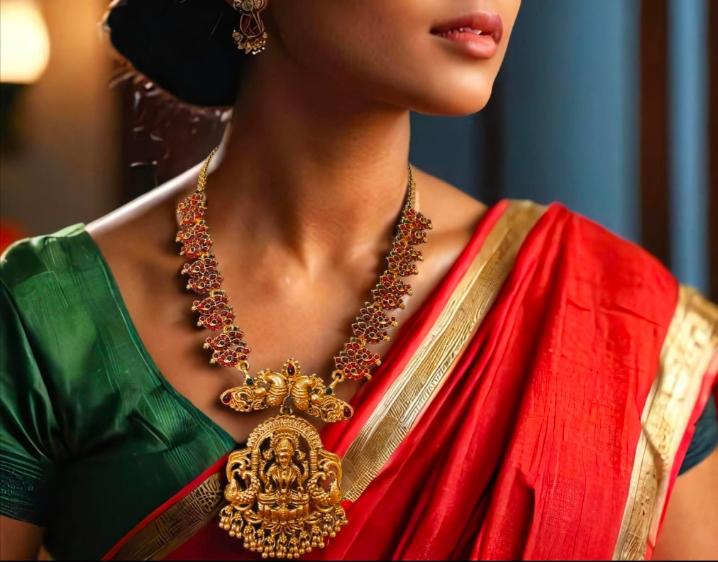 Red stone temple necklace