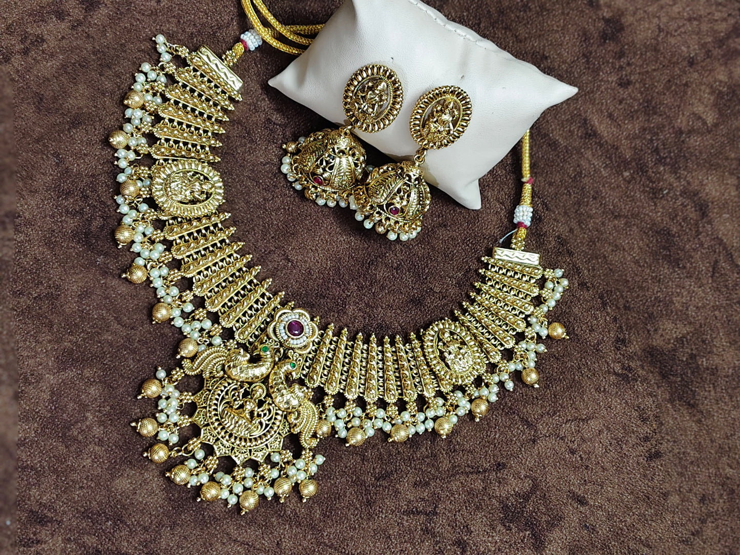 Temple jewellery necklace set with rajwadi polish