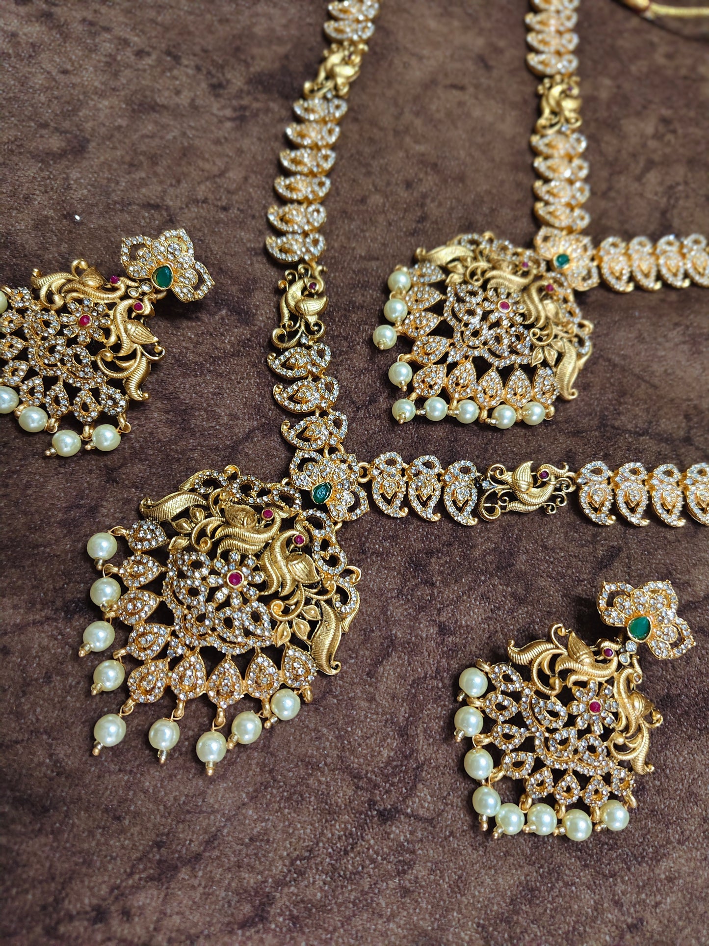 Kemp two line necklace set