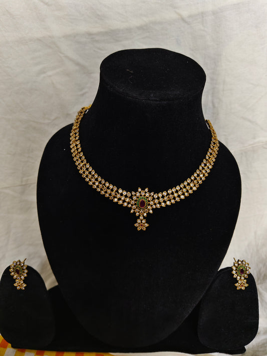 Kemp white stones necklace