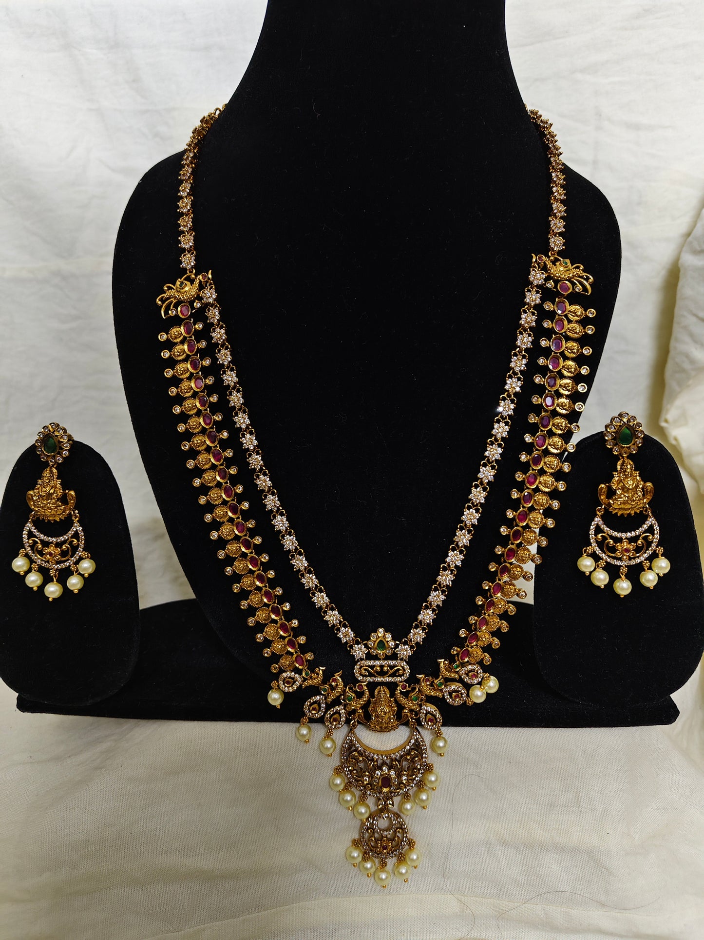 Multistone gold finish haaram