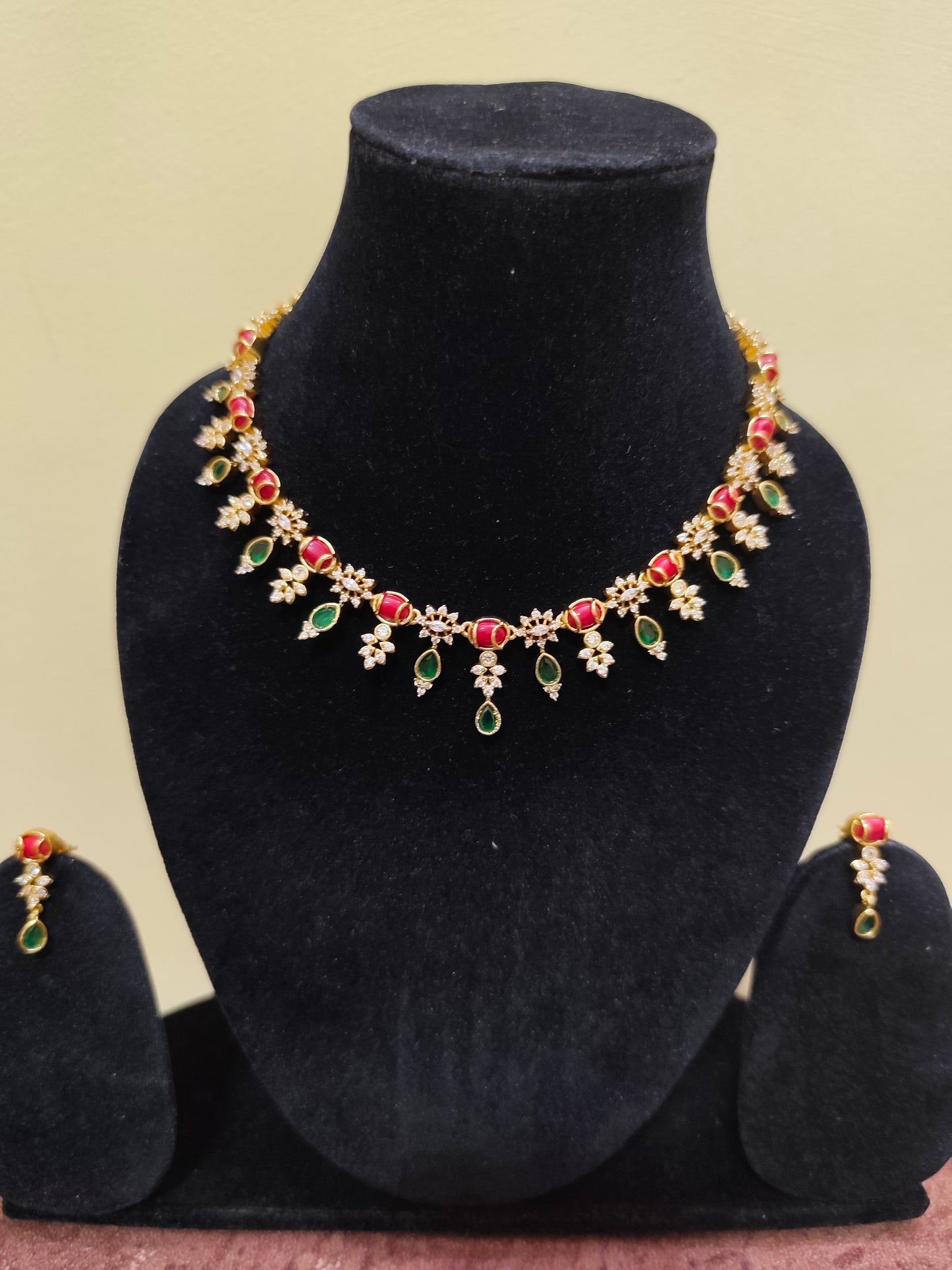Swarna necklace