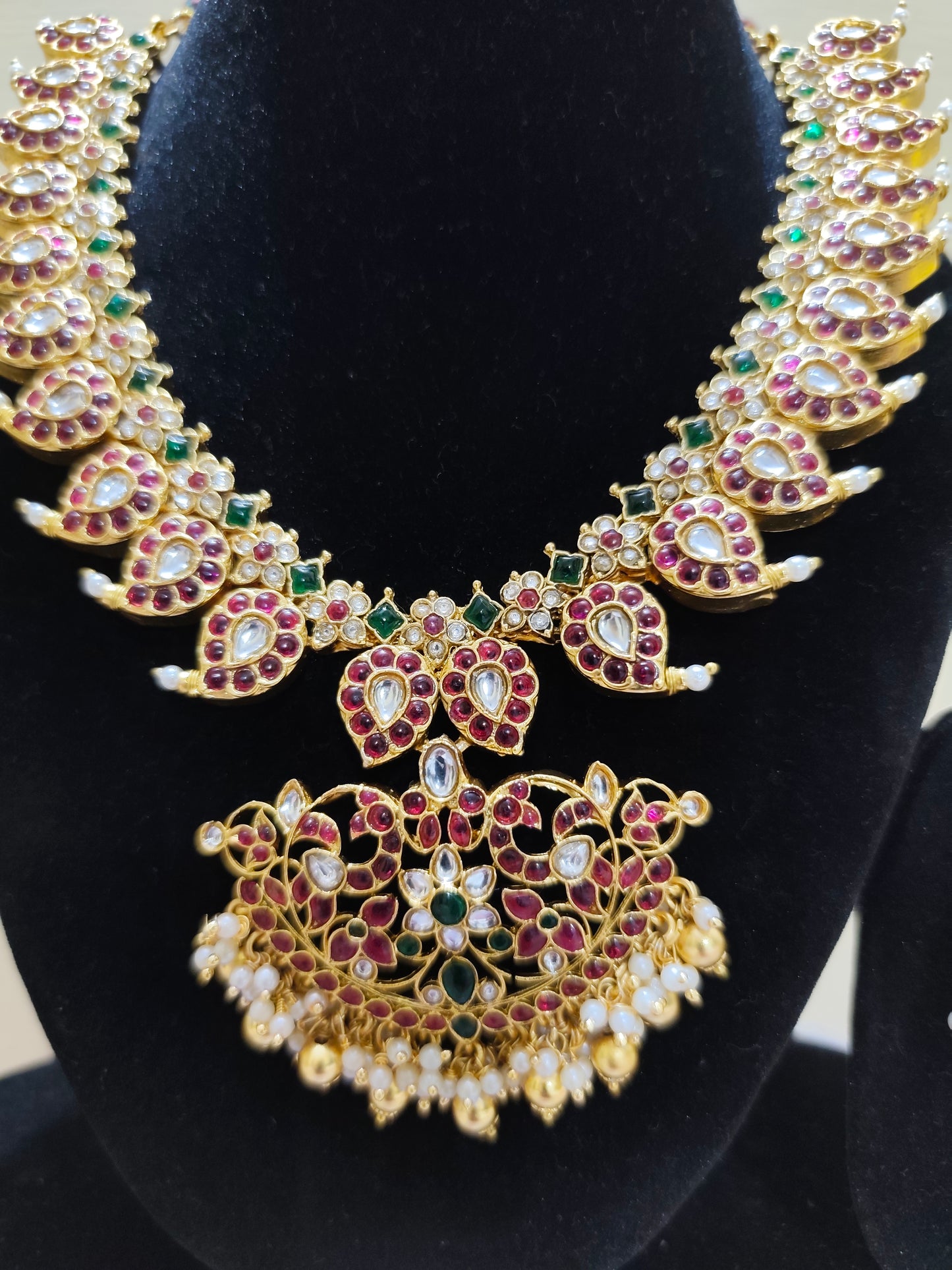 Manga necklace set