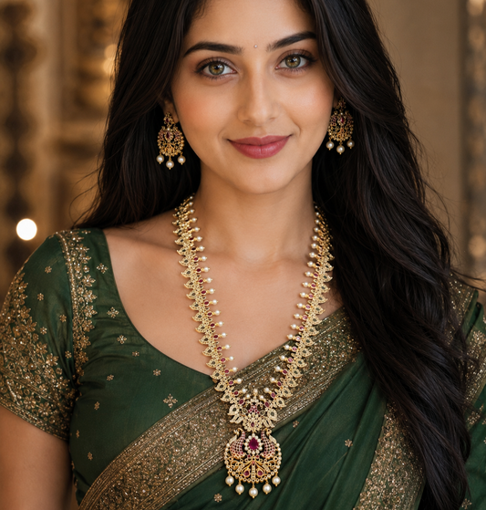 Traditional gold like stone necklace