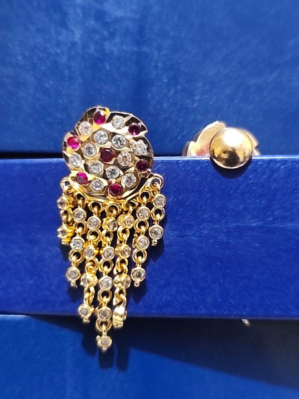 Drops kemp stone earrings